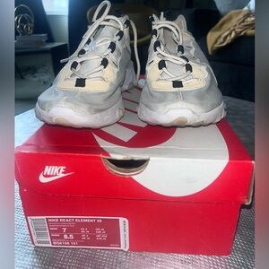 Nike React Element 55